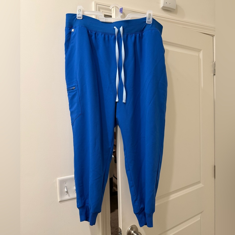 Figs Jogger Scrub Pants